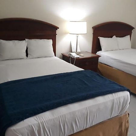Hotel Novus Caoba Esperanza Ngoại thất bức ảnh