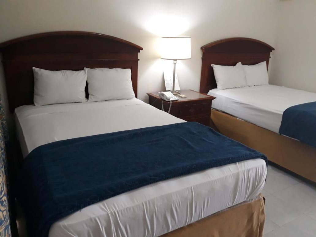 Hotel Novus Caoba Esperanza Ngoại thất bức ảnh