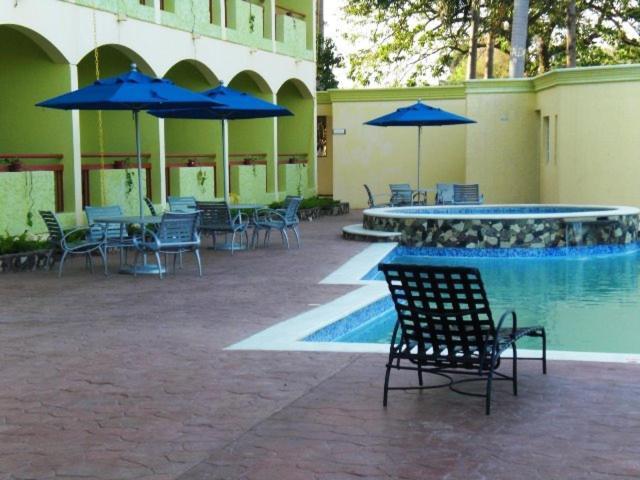 Hotel Novus Caoba Esperanza Ngoại thất bức ảnh